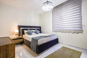 Chic Flat w Pool Spa 5 Min to Beach in Apartments, Mahmutlar