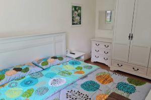 1 Double Bedroom Apartment with Swimming Pool Security and High Speed WiFi, Udon Thani City