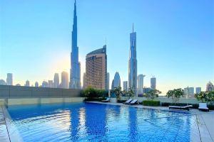 Stunning Apt with Balcony - Mall Access Apartments, Dubai
