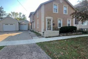 Spacious 4-bedroom fully remodeled home in charming, Sandusky
