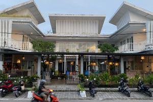 Pom Pom's Hotel, Denpasar