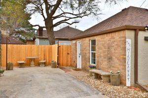 Cozy, quiet, and private guest house central to!, Abilene