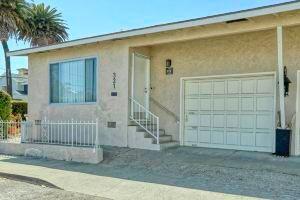 Gated Patio and Ocean View - Charming Coastal Retreat Hotel, Pismo Beach