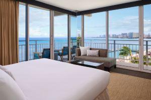 Kaimana Beach Hotel, Honolulu