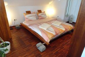 Our Atelier Seventeen - a cozy retreat for two plus fur nose Hotel, Gunzenhausen