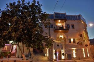 La Perla Cave Hotel, Uerguep