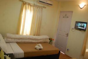 Jungle Adventure World Hotel, Sauraha