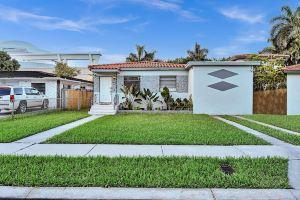 Cozy historic Bungalow in the heart of Apartments, Miami