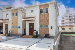 Yadokari House, Chatan