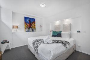 Cosy Cottesloe - Mount Wellington View - Free Parking - Free Wifi