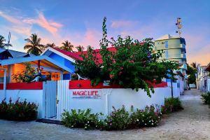 Magic Life Guest House, Felidhoo