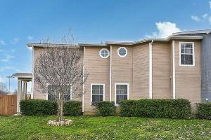 Centrally Located DFW Retreat Hotel, Irving