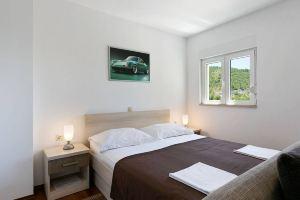 Boutique Apartment in with Balcony, Podaca