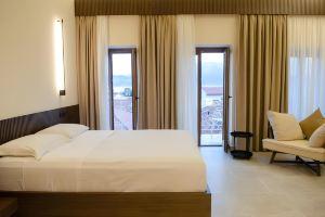 Leone Suites, Nafpaktos