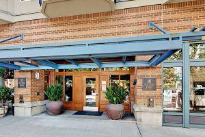 Serenity of Belltown Court Hotel, Seattle