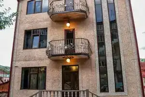 Royal Hotel, Goris