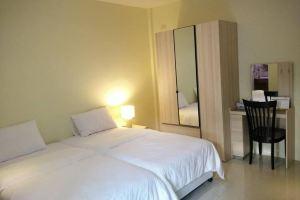 Little Amazon Home Apartments, Takua Pa