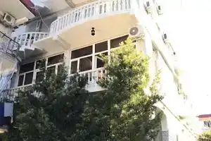 Twins, Kobuleti