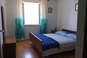 Apartments Civka, Postira