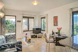 Global Villa Carmen - By Global Rental Holidays 14200, Calpe