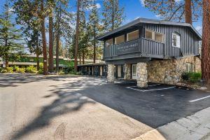 South Lake Chalet, Stateline