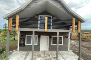 New Luxury Barn at Stoney Farms NO CHOREs, Panguitch