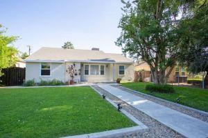 Spacious and Modern for the whole family to enjoy. Apartments, Bakersfield
