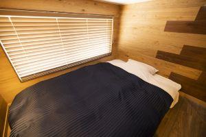The Circle Apartment, Shima