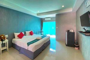 Baan Phing Phu Praew Cha-Am, Cha-Am