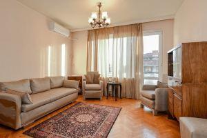 FM Premium 1-Bdr Apartment - Classical, Sofia
