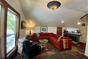 Cozy Cool Apartment on 6th Street!Walk to Acl Fest!, Austin