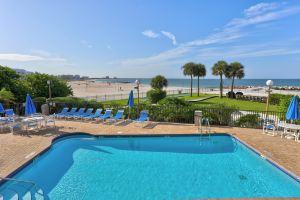 Gulf Front Views and Heated Pool - Elegant Beachside Retreat Hotel, St Pete Beach
