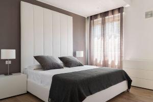 Pure White - by Myhomeincomo Apartments, Como