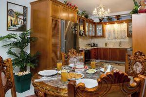 Theodosia Heritage Residence Deluxe 2 bedr 2 bath downtown, beaches AC parking Apartments, Kissamos