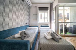 Dante 138 Class Rooms & Apartments, Bari