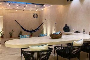 Cozy renewed! Family-sized house with pool & art inspiration., Merida
