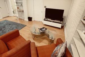 Charming Garden Ensuite in delightful with WiFi Hotel, Richmond