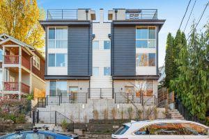 Rooftop Deck, Dedicated Parking, Outdoor BBQ Area - Chic Haven Hotel, Seattle
