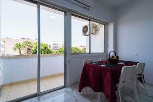 Cosy & Central Suite Hotel, Larnaka