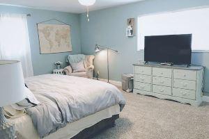 10 minute WALK to the BEACH - Renovated! Hotel, Ormond Beach