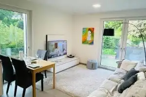 Lux Green Flat in Center-Parking&Terrace Apartments, Luxembourg