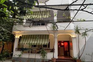 Mandarine Hostel, Tirana