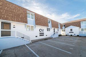 Serene Beach Retreat with Fire Pit and Outdoor Grill - Stylish Comfort Hotel, Chesapeake