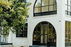 Charming Retreat with Fast Wifi and Cozy Amenities - Inviting Sanctuary Apartments, Montgomery
