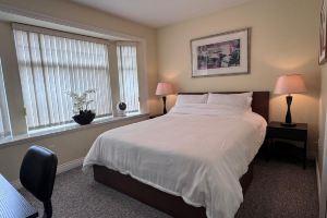Friendly Home, where your family will be close to everything during your stay. Apartments, Burnaby