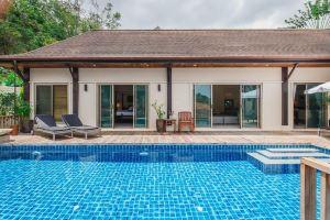 Ivory Pool Villa in, Nai Harn