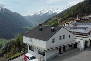 Skyline Retreat Hotel, See