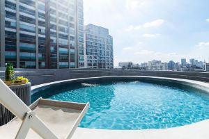 Apartamento Moderno Com Piscina e AC, Sao Paulo