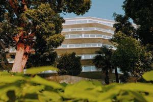 Elite Condo in Botanical Garden Apartments, Batumi