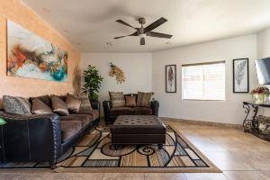 Modern Quiet Home with Private Parking Space Apartments, Las Vegas